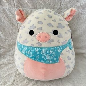 **ROSIE THE PIG SQUISHMALLOW 12in**